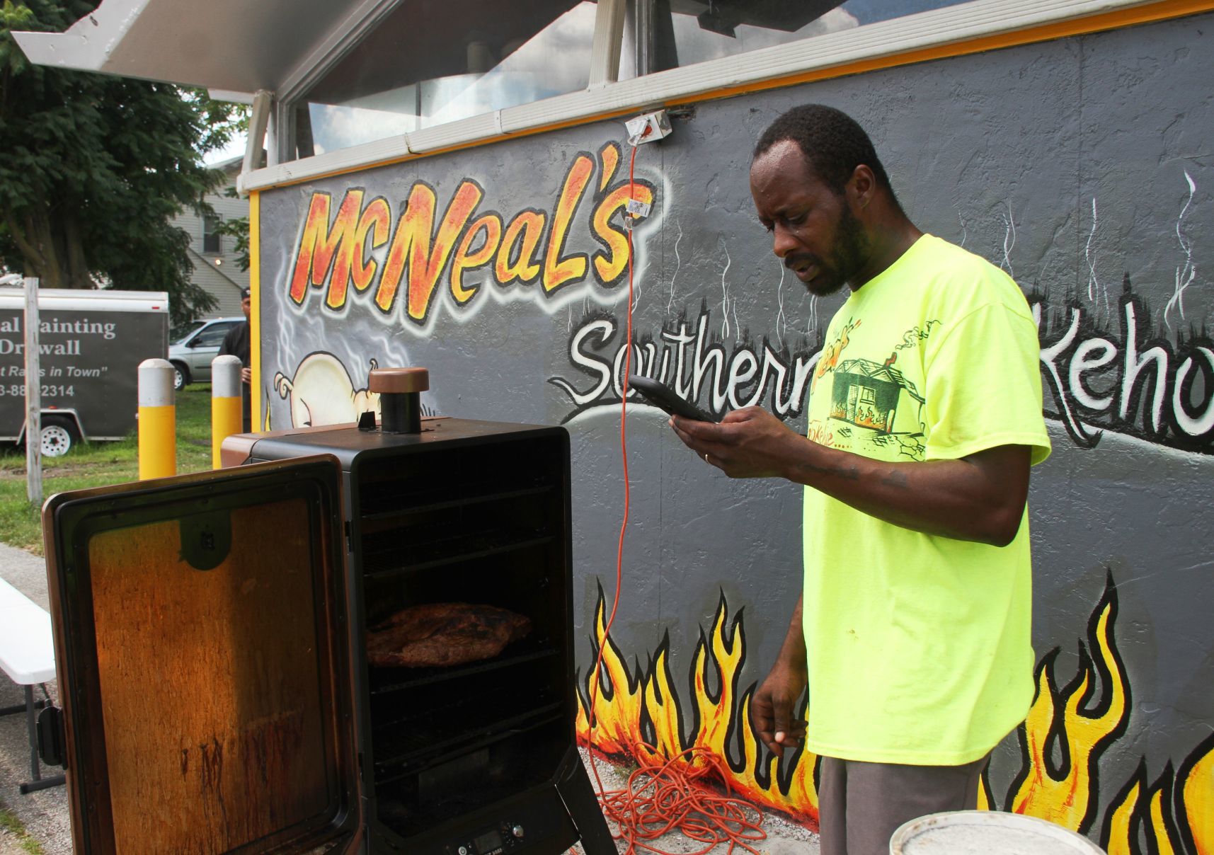 McNeal's Southern Smokehouse